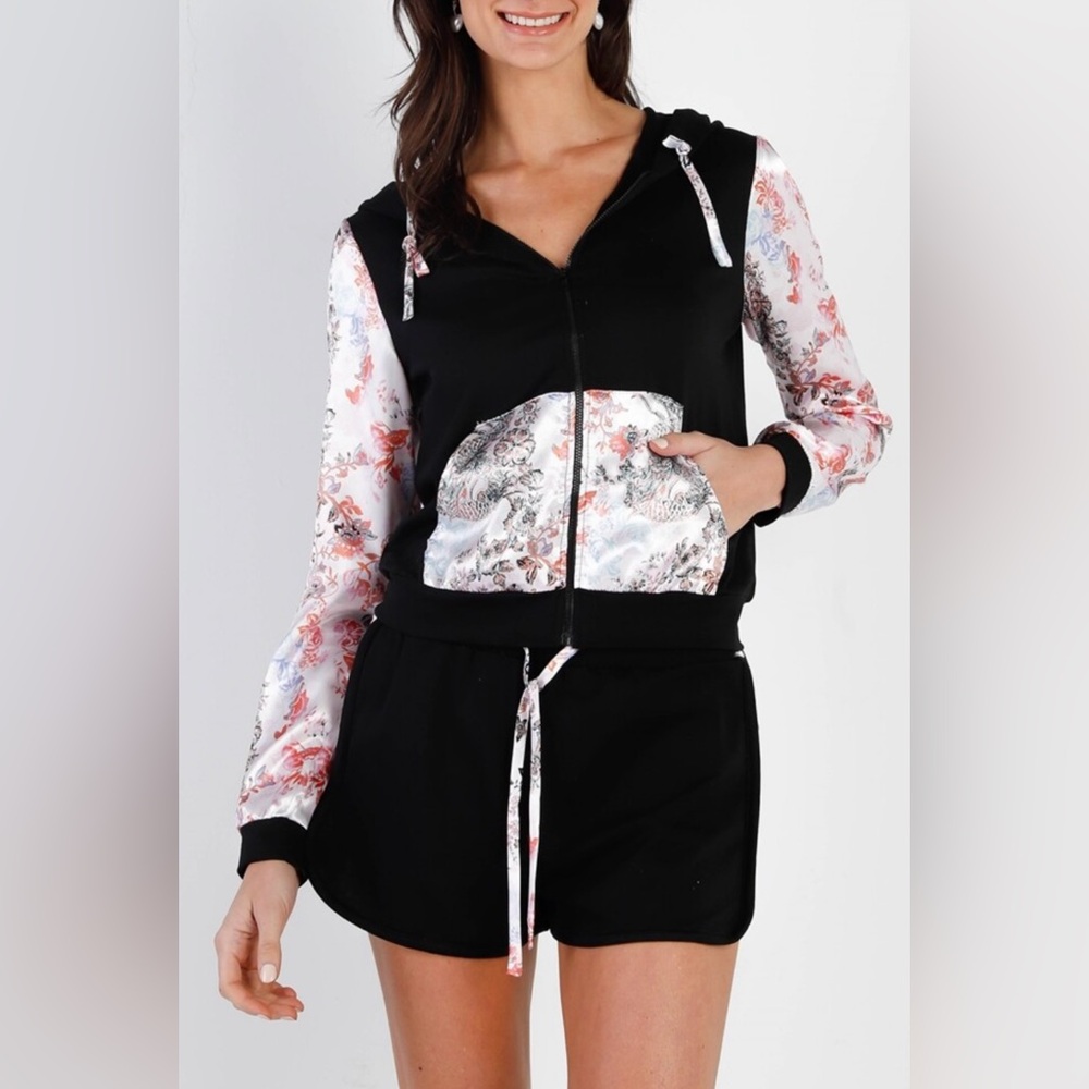 Floral Satin Sleeve Black Hoodie and Shorts Set women's size S NEW